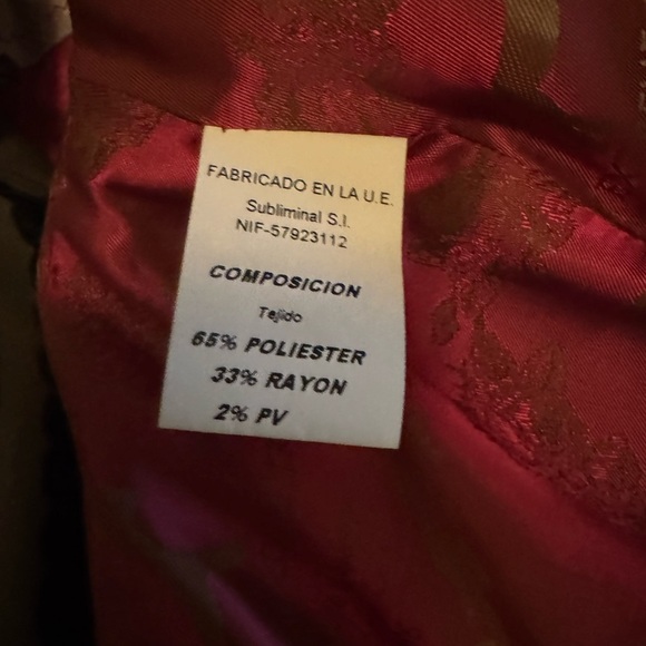 The Extreme collection military Green
Black fur jacket size 38 Unique. - Picture 16 of 17